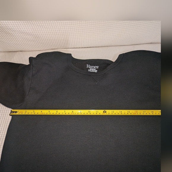 Hanes Women'sFleece Sweatshirt, V-Notch - Picture 5 of 5